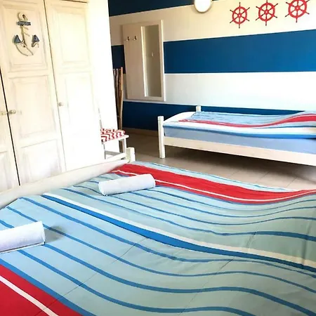 Papaj Rum i privatbostad Miedzyzdroje